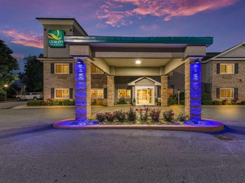 Quality Inn & Suites Hendersonville - Flat Rock Exterior foto